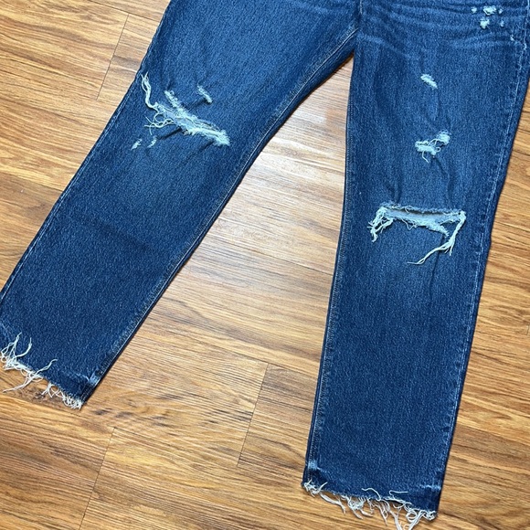 Old Navy High Rise Slouchy Straight size 8 Jeans - Picture 3 of 7